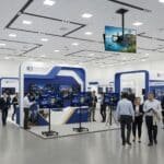 خدمة تركيب تلفزيون على الحائط | تثبيت احترافي وآمن للشاشات